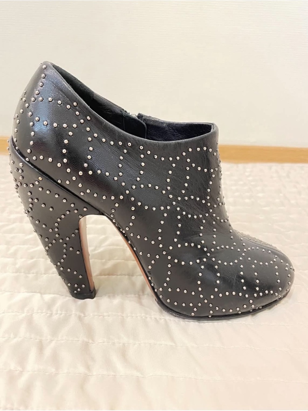Alaïa Paris Studded Leather Ankle Boots – Size 37